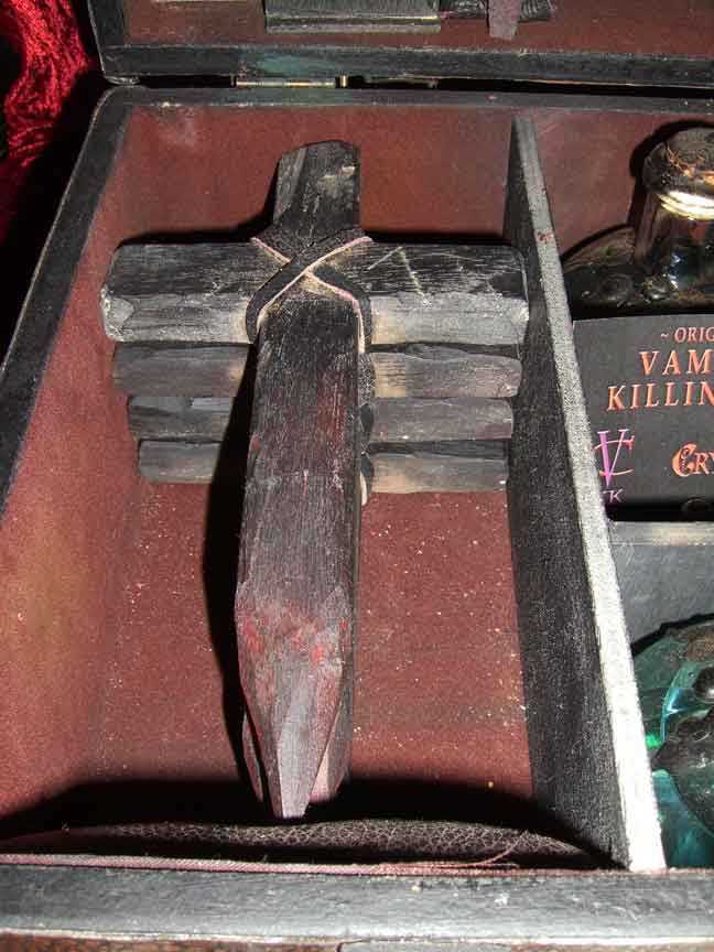 vampire killing kit Druscilla by Crystobal stakes